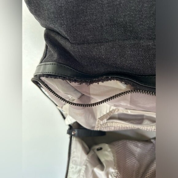 Lululemon Two Times A Yogi Bag *Wool - Picture 10 of 15